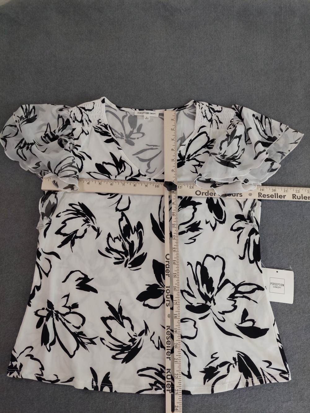 NWT Perception Concept Floral Ruffle Flutter Sleeve Blouse Top White Black L - Picture 3 of 6